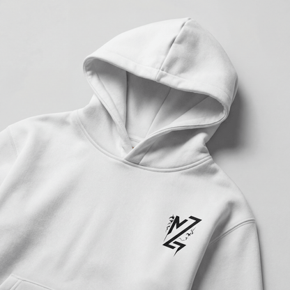 hoodie_white_nearview